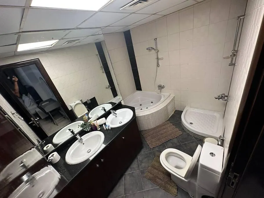 2 Bedrooms Apartment With Marina Views Dubai United Arab Emirates