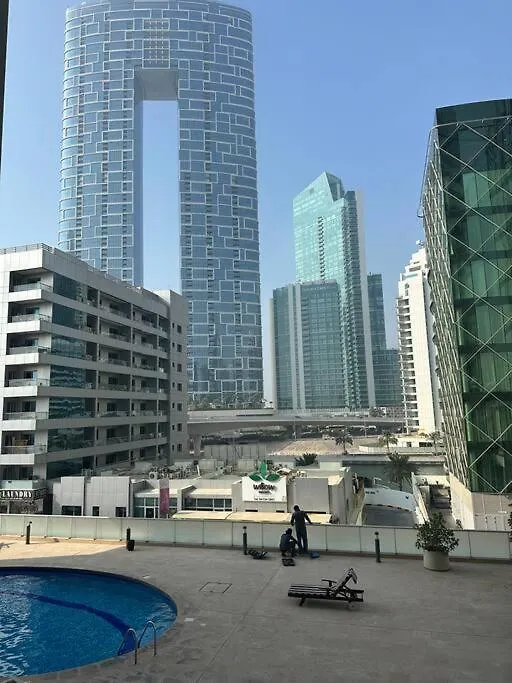 2 Bedrooms Apartment With Marina Views Dubai