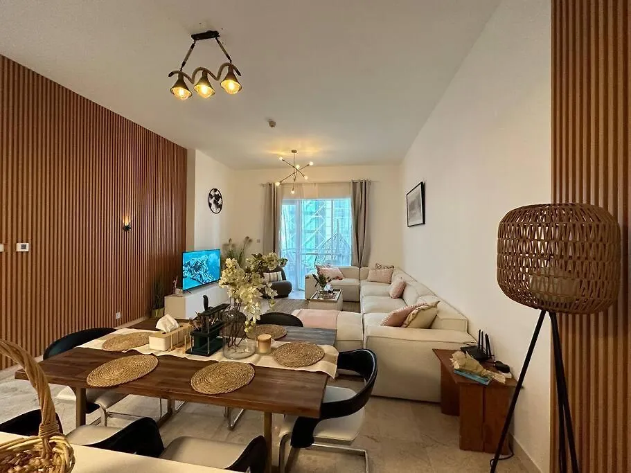 2 Bedrooms Apartment With Marina Views Dubai